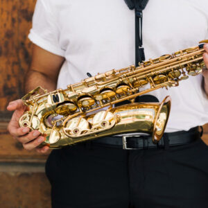 Saxofone: o que é, como surgiu, tipos e mais